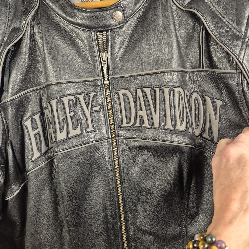 Harley Davidson Willie G Reflective Skull Leather Motorcycle Jacket  Size 2W/2XL - Picture 2 of 12